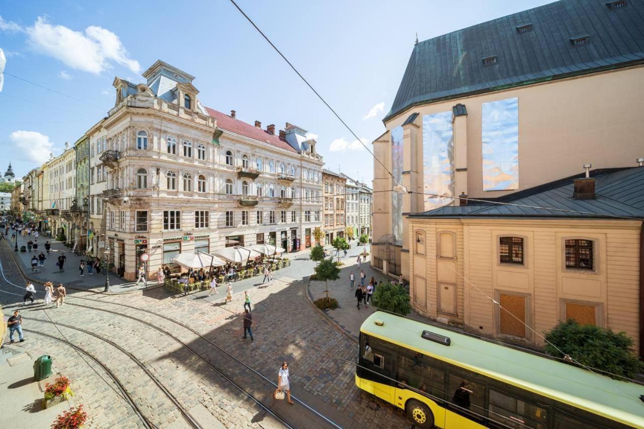 Апартаменти На Площі Ринок 12 Lviv Exterior foto