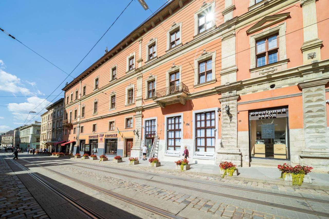 Апартаменти На Площі Ринок 12 Lviv Exterior foto