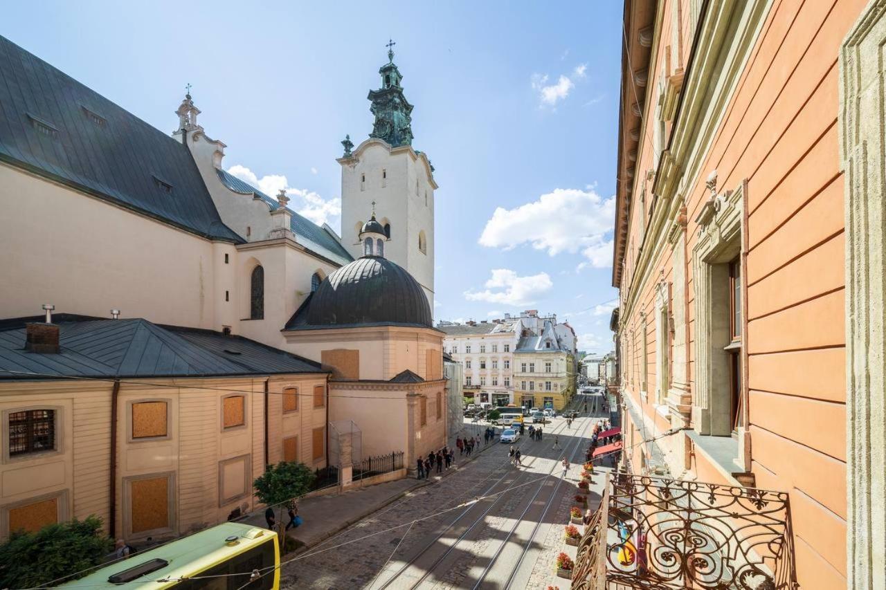 Апартаменти На Площі Ринок 12 Lviv Exterior foto