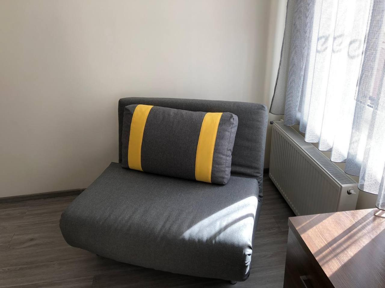 Апартаменти На Площі Ринок 12 Lviv Exterior foto